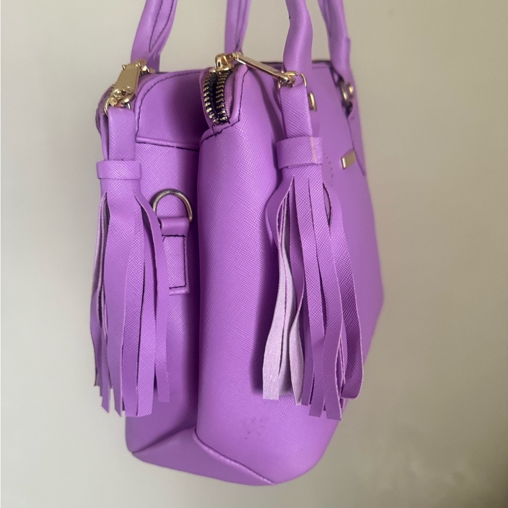 Lavender Handbag - Picture 5 of 8